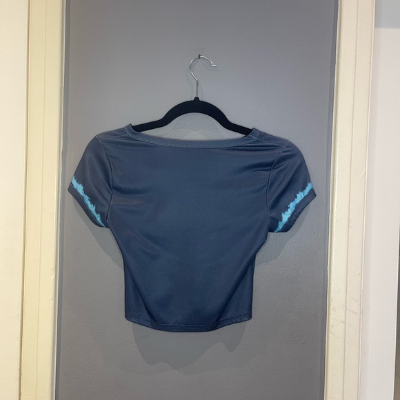 90’s Style Cropped, Fitted, Space Ship T-Shirt - Picture 3 of 5